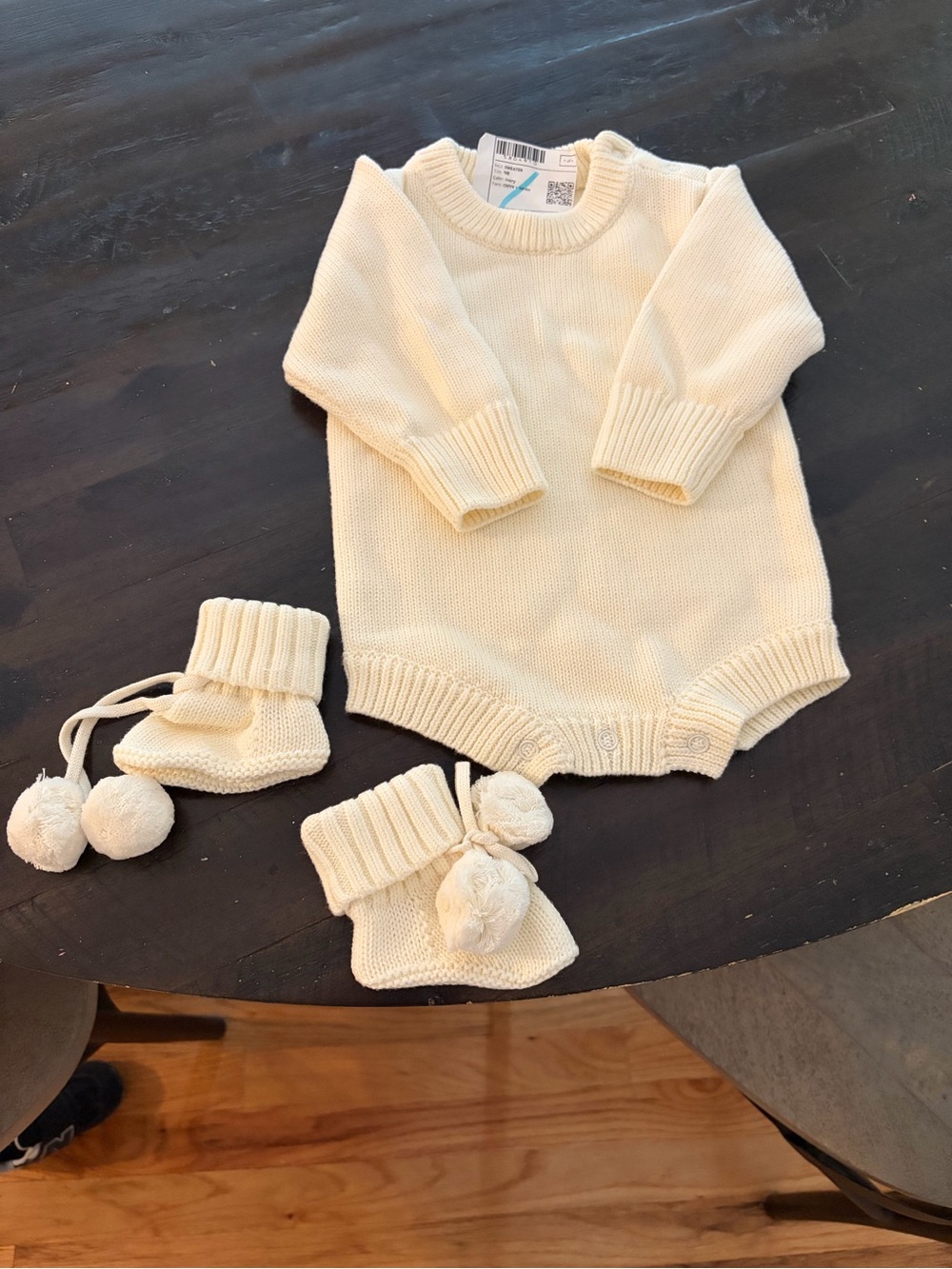 NWT Caden Lane newborn sweater bubble and booties set